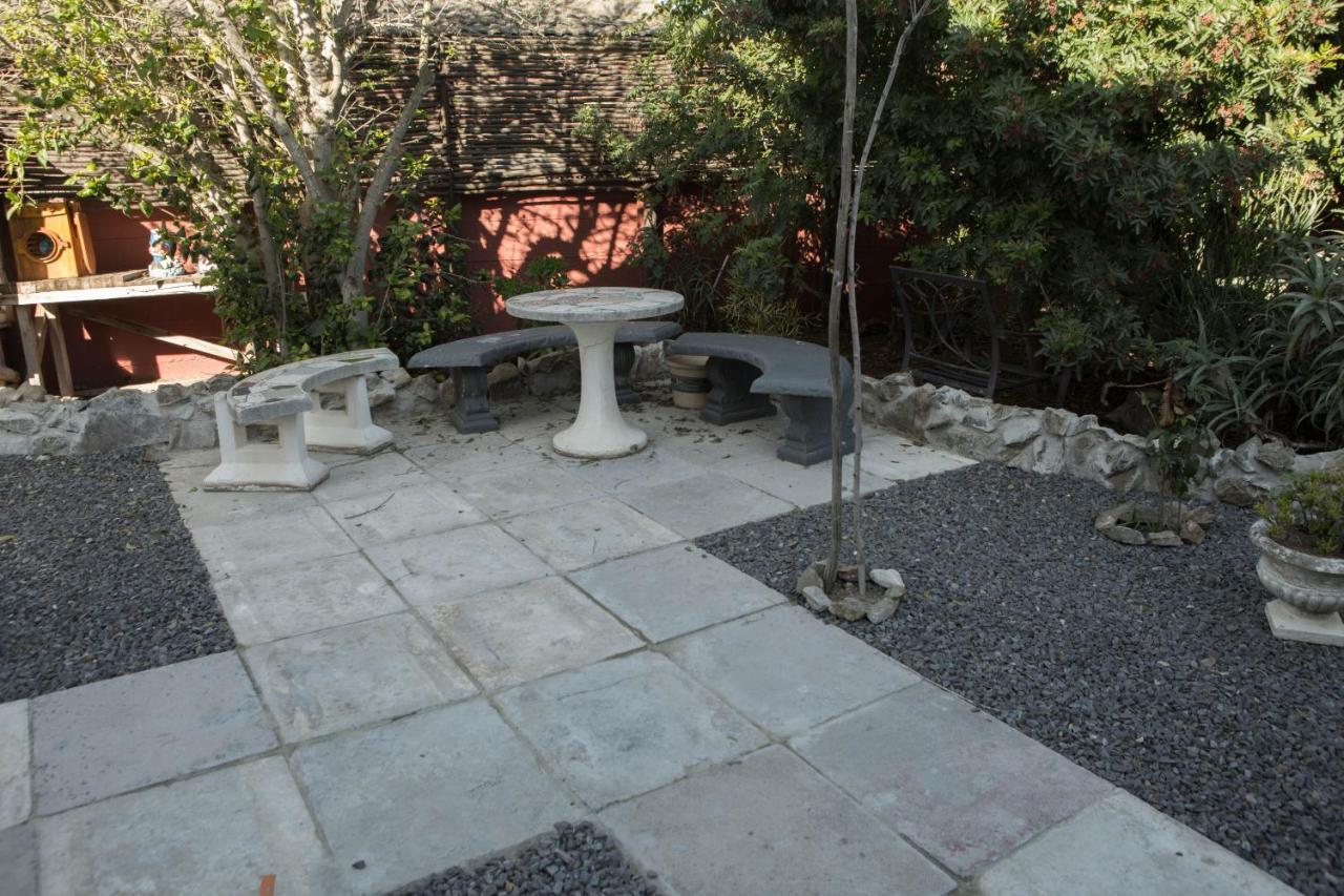 Peaceful 1-Bedroom Flatlet, 10 Min From The Beach 开普敦 外观 照片